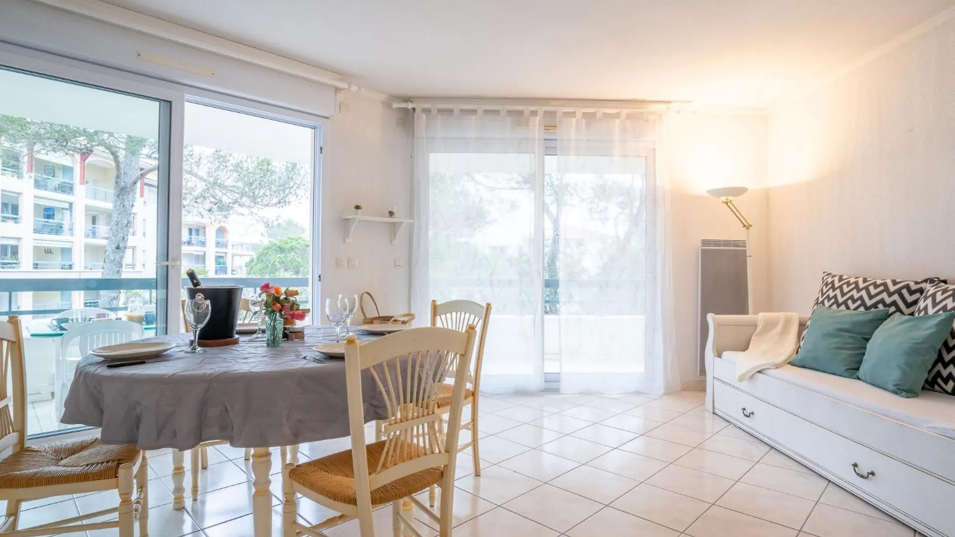 Apartment Le Grand Parc-6 By Interhome Saint Aygulf