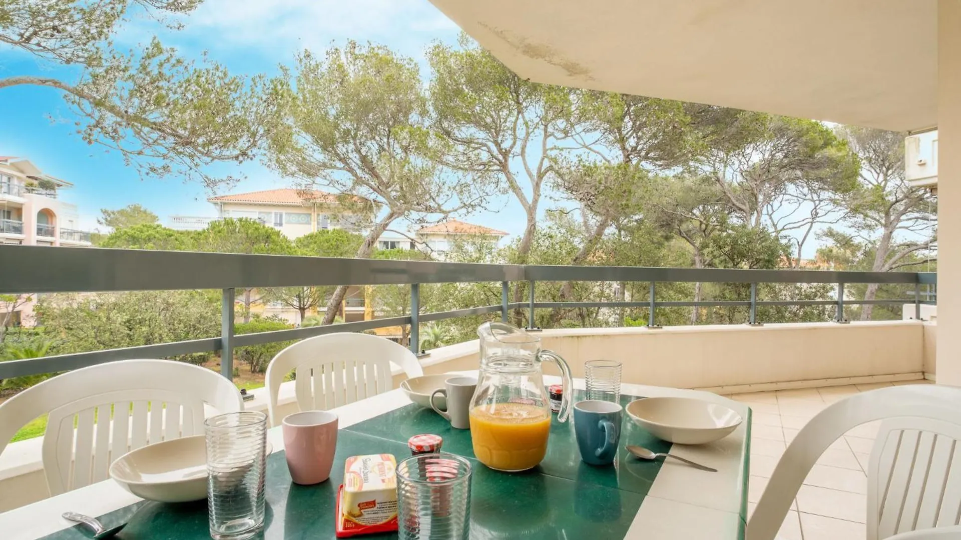 Apartment Le Grand Parc-6 By Interhome Saint Aygulf